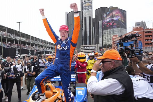 scott-dixon-celebrates-his-victory-at-the-indycar-detroit-gr-CWSNXD3FI5FVJD7DTHUPRYS3W4