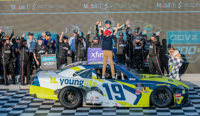 750_0083-Enhanced-NR