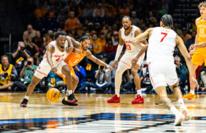 Houston Moves On to the Final Four in Convincing Fashion