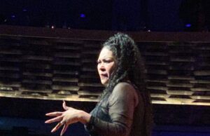 KeKe Wyatt And ShowTyme Shines At The New York City Winery