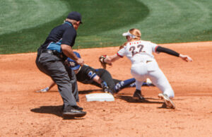 Georgia Blanks Kentucky 8-0 To Open 2025 SEC Softball Tournament With Statement Win
