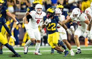 #14 Michigan Opens Season with 34-17 Win Over New Mexico Behind Haynes, Underwood