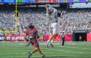 Howard Rolls Past Morehouse 38–10 In HBCU NY Classic Behind Starks’ MVP Performance