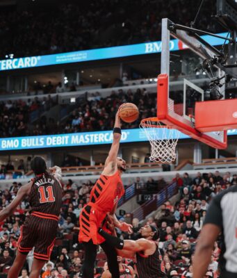 Grant’s 27 Points Lift Trail Blazers Past Bulls, Extend Chicago’s Skid to 11