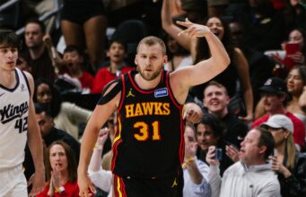 Hawks Heat Up Late, Top Kings In Snyder’s 500th Win