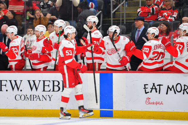 NJ Devils vs Detroit Red Wings