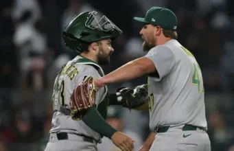 A’s Rally Late, Edge Yankees On Rooker’s Go-Ahead Sacrifice Fly