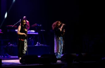 Floetry Reunites In Powerful Return, Rekindles Neo-Soul Magic On Say Yes Tour