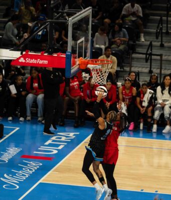 Reese Shines In Return To Chicago As Dream Rally Past Sky