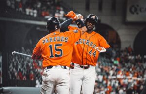 Walker’s Walk-Off Blast Sends Astros Past Mariners In Extra-Inning Thriller
