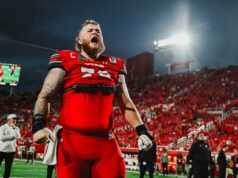 No. 20 Utah Rolls Past Arkansas 43-10 Behind Dampier, Parker