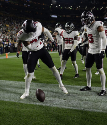 Falcons Dominate Packers At Lambeau Field, Raising More Questions For Green Bay