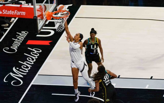 Las Vegas Aces A'ja Wilson with the layup for 2 of her 18 points