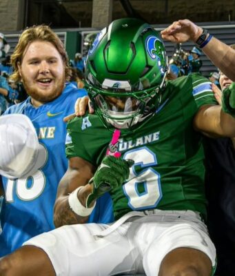 Tulane Forces Six Turnovers, Pulls Away From Memphis for 31-17 Victory
